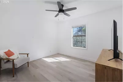 791 SE Fir St, Toledo, OR 97391 - Photo 15