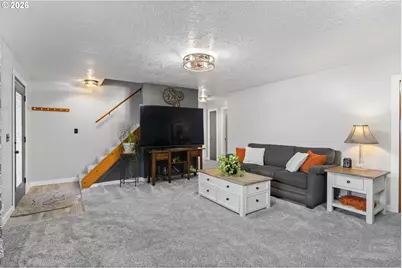 76296 Jasper Dr, Oakridge, OR 97463 - Photo 5
