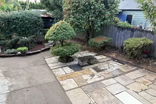 14339 SE Alder Ct, Portland, OR 97233 - Photo 17