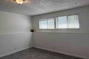 14339 SE Alder Ct, Portland, OR 97233 - Photo 21