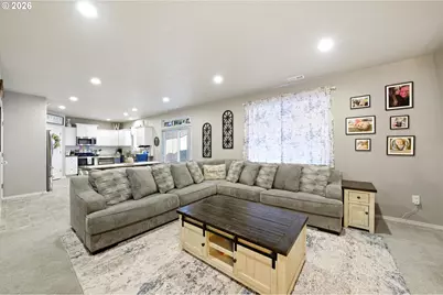 2 Gregory St, Milton-Freewater, OR 97862 - Photo 3