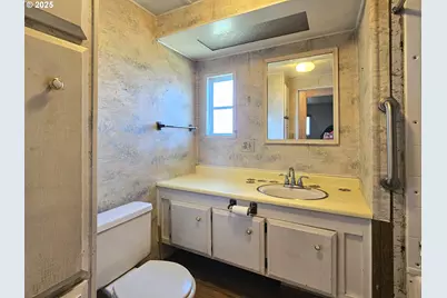 16427 Vista Hills Dr #17, Brookings, OR 97415 - Photo 13