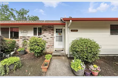 2112 SE 148th Pl, Portland, OR 97233 - Photo 1