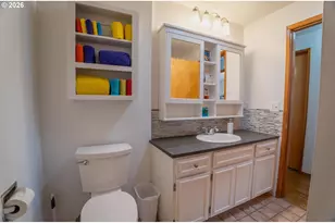 2112 SE 148th Pl, Portland, OR 97233 - Photo 15