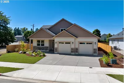 2125 NE Spitz Rd, Canby, OR 97013 - Photo 3