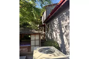 10 Mountain Cir, Lake Oswego, OR 97035 - Photo 23