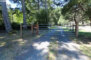 59492 Seven Devils Rd, Bandon, OR 97411 - Photo 11