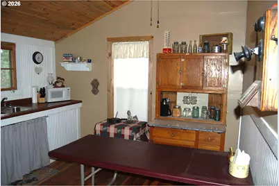 682 Cracker St, Sumpter, OR 97877 - Photo 11
