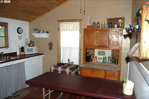 682 Cracker St, Sumpter, OR 97877 - Photo 11