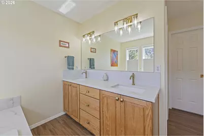 25540 Cheryl Dr, West Linn, OR 97068 - Photo 23
