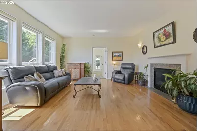 25540 Cheryl Dr, West Linn, OR 97068 - Photo 5