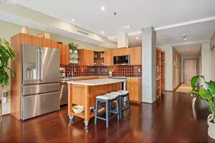 1221 SW 10th Ave, Portland, OR 97205 - Photo 17