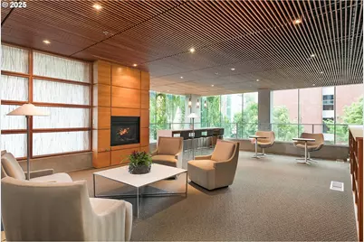 1221 SW 10th Ave #1110, Portland, OR 97205 - Photo 25