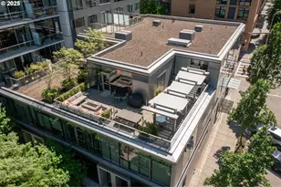 1221 SW 10th Ave, Portland, OR 97205 - Photo 27