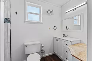 645 5th St, Myrtle Point, OR 97458 - Photo 17