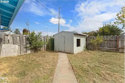 645 5th St, Myrtle Point, OR 97458 - Photo 29