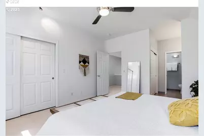 2438 NW Thurman St, Portland, OR 97210 - Photo 25