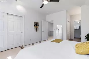 2438 NW Thurman St, Portland, OR 97210 - Photo 25