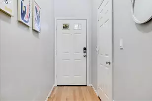 2438 NW Thurman St, Portland, OR 97210 - Photo 5