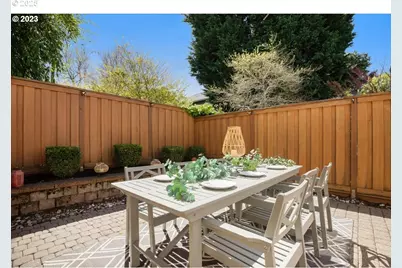 2438 NW Thurman St, Portland, OR 97210 - Photo 37