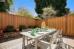 2438 NW Thurman St, Portland, OR 97210 - Photo 37