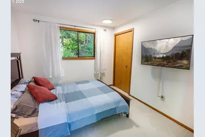 7705 S Fulton Park Pl, Portland, OR 97219 - Photo 21