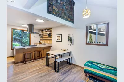 7705 S Fulton Park Pl, Portland, OR 97219 - Photo 9