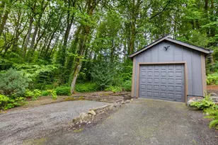 7705 S Fulton Park Pl, Portland, OR 97219 - Photo 3