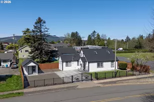 104 Delmonte Ave, Tillamook, OR 97141 - Photo 33