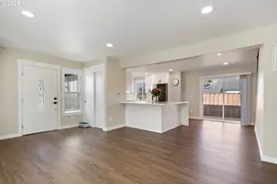 104 Delmonte Ave, Tillamook, OR 97141 - Photo 9