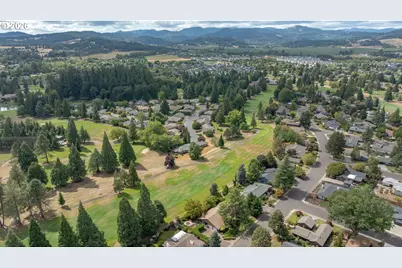 1843 NW Saint Andrews Dr, McMinnville, OR 97128 - Photo 45