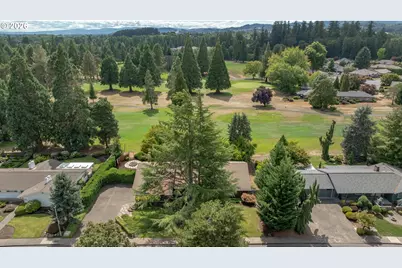 1843 NW Saint Andrews Dr, McMinnville, OR 97128 - Photo 1