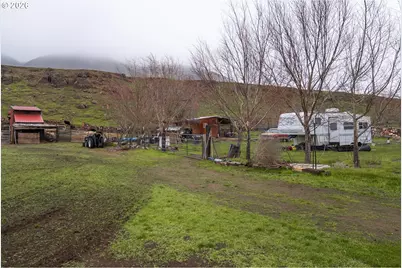 9279 Highway 14, Wishram, WA 98673 - Photo 15