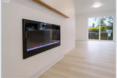 12903 NE Stanton St, Portland, OR 97230 - Photo 5