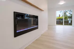 12903 NE Stanton St, Portland, OR 97230 - Photo 5