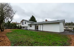 12903 NE Stanton St, Portland, OR 97230 - Photo 23