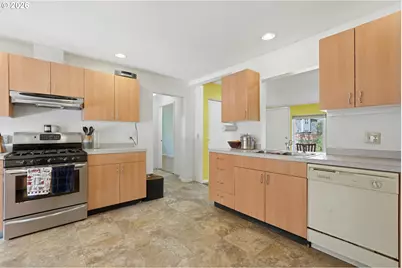 8620 SW 80th Ave, Portland, OR 97223 - Photo 11