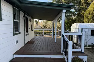 427 Date St, Drain, OR 97435 - Photo 11