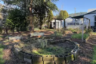 427 Date St, Drain, OR 97435 - Photo 7