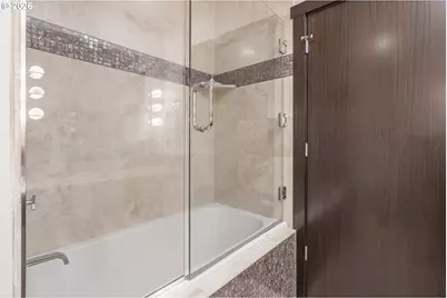 777 Commercial St SE #319, Salem, OR 97301 - Photo 19