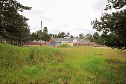 1120 Rhododendron Dr, Florence, OR 97439 - Photo 5