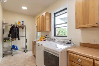 2245 Eagle Loop, Sutherlin, OR 97479 - Photo 15