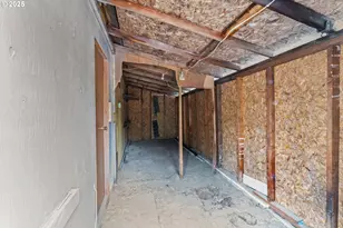 16076 Blackfeather Ln, La Pine, OR 97739 - Photo 33