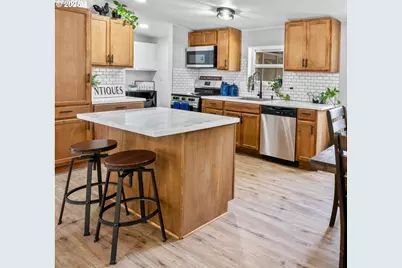 16076 Blackfeather Ln, La Pine, OR 97739 - Photo 15