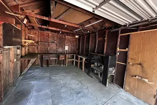 16076 Blackfeather Ln, La Pine, OR 97739 - Photo 31