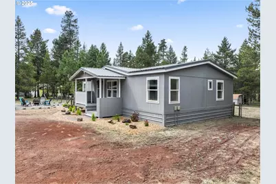 16076 Blackfeather Ln, La Pine, OR 97739 - Photo 3