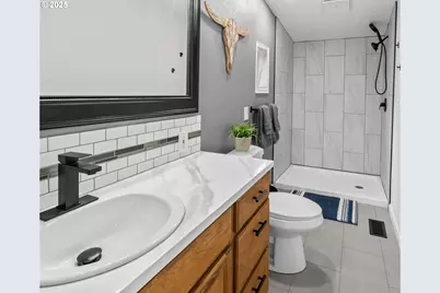 16076 Blackfeather Ln, La Pine, OR 97739 - Photo 23