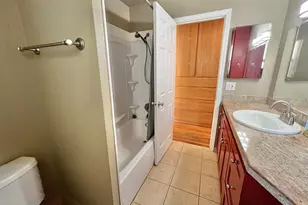 15550 SE Millmain Dr, Portland, OR 97233 - Photo 9