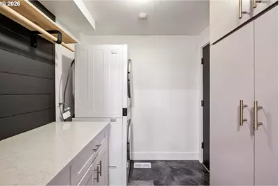 3380 Honeywood St, Eugene, OR 97408 - Photo 23