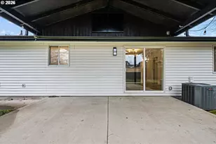 3380 Honeywood St, Eugene, OR 97408 - Photo 39